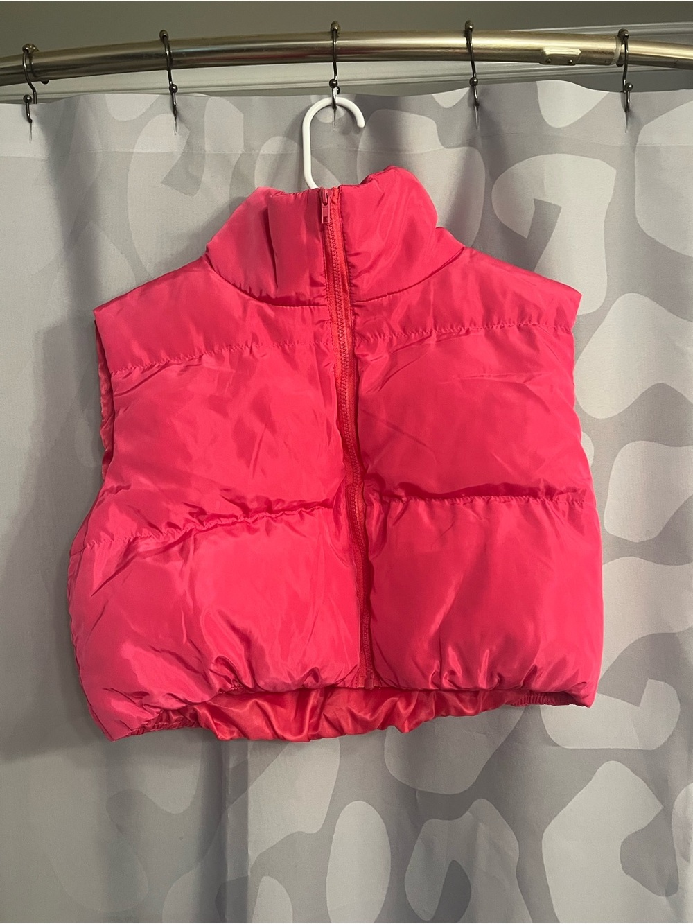 SHEIN Hot Pink Cropped Puffer Vest